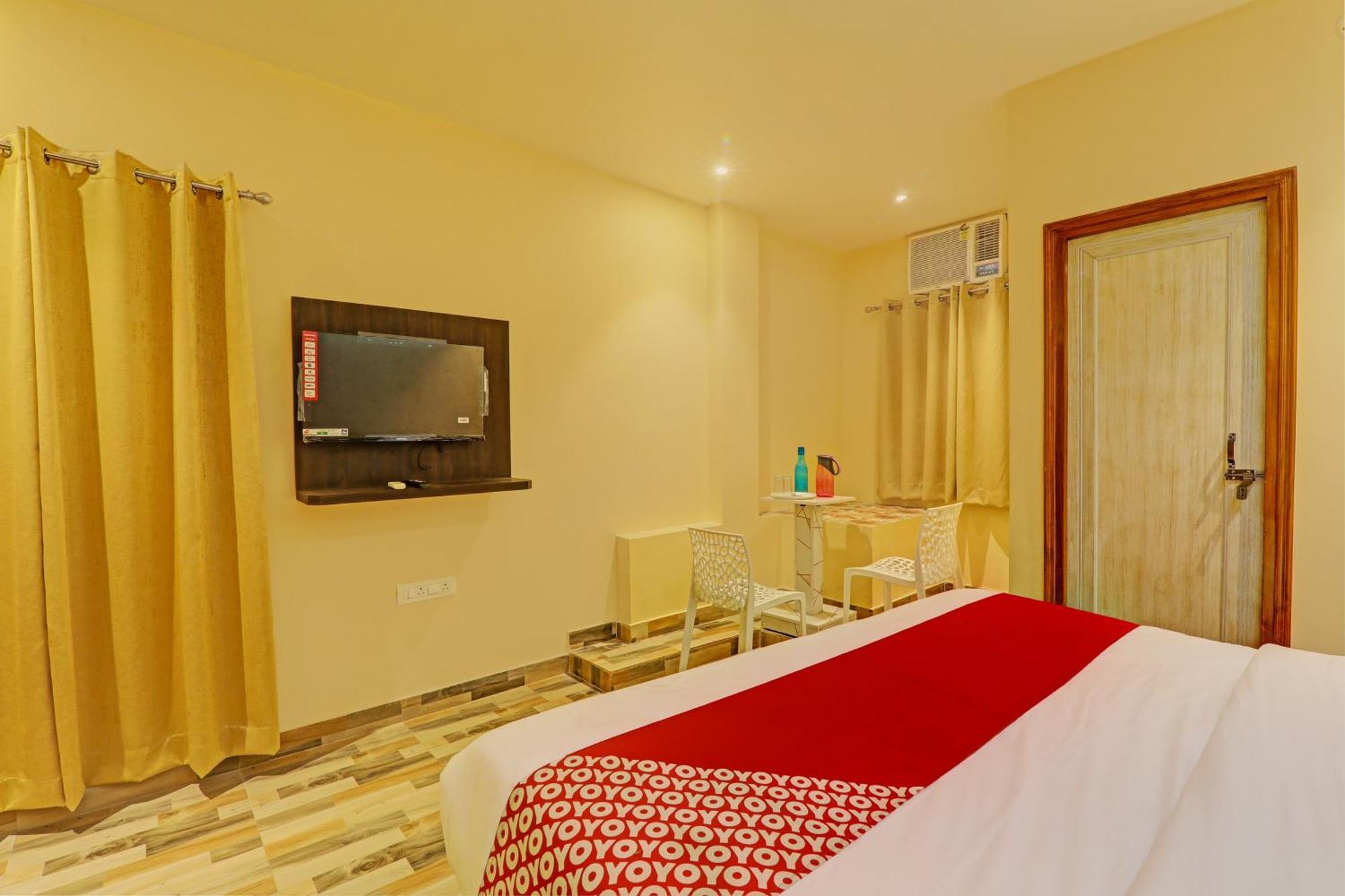 Hotel O Royal Regency Palace Gorakhpur Exterior foto